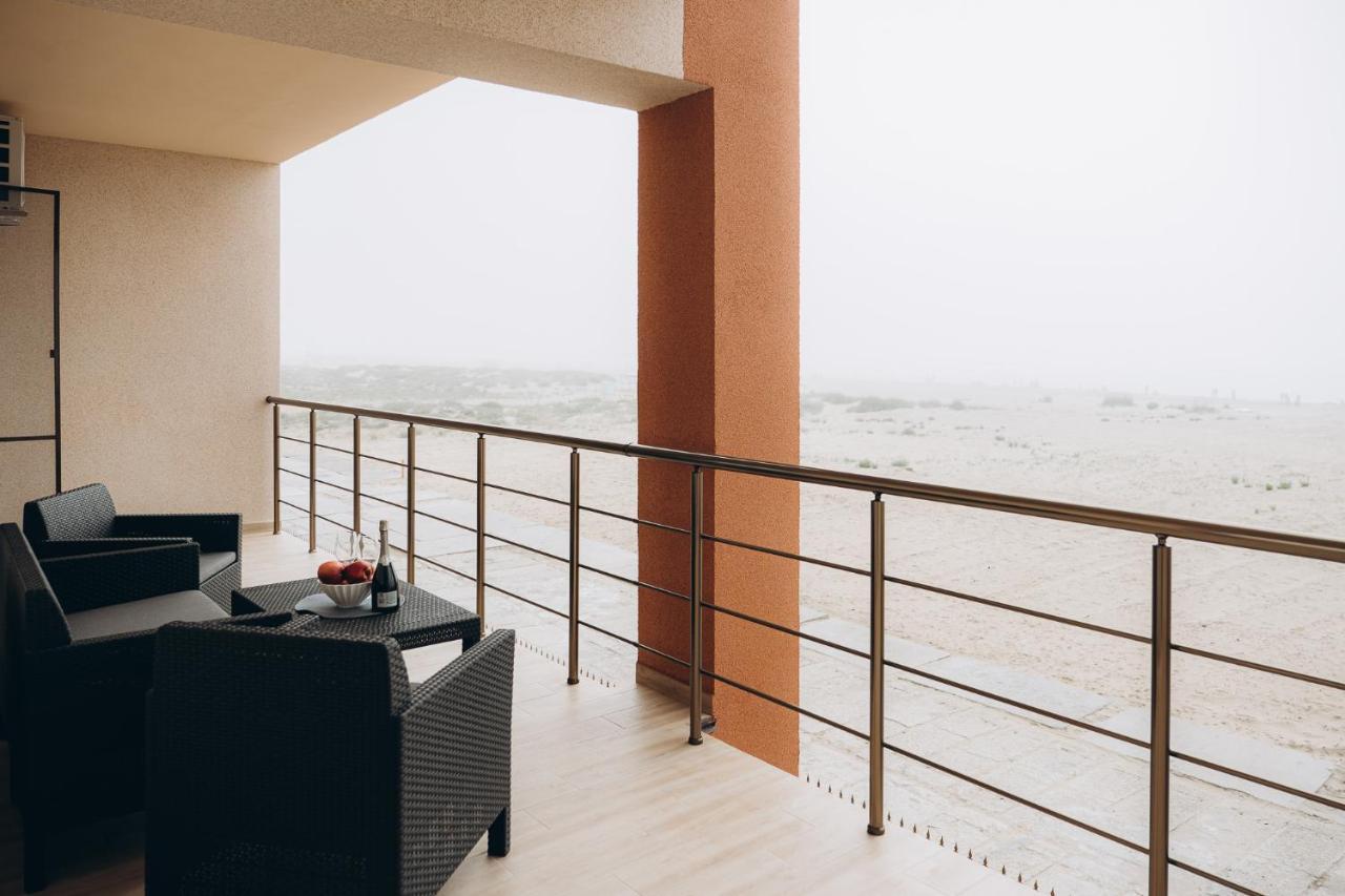 Три Слона Hotel Zatoka Buitenkant foto
