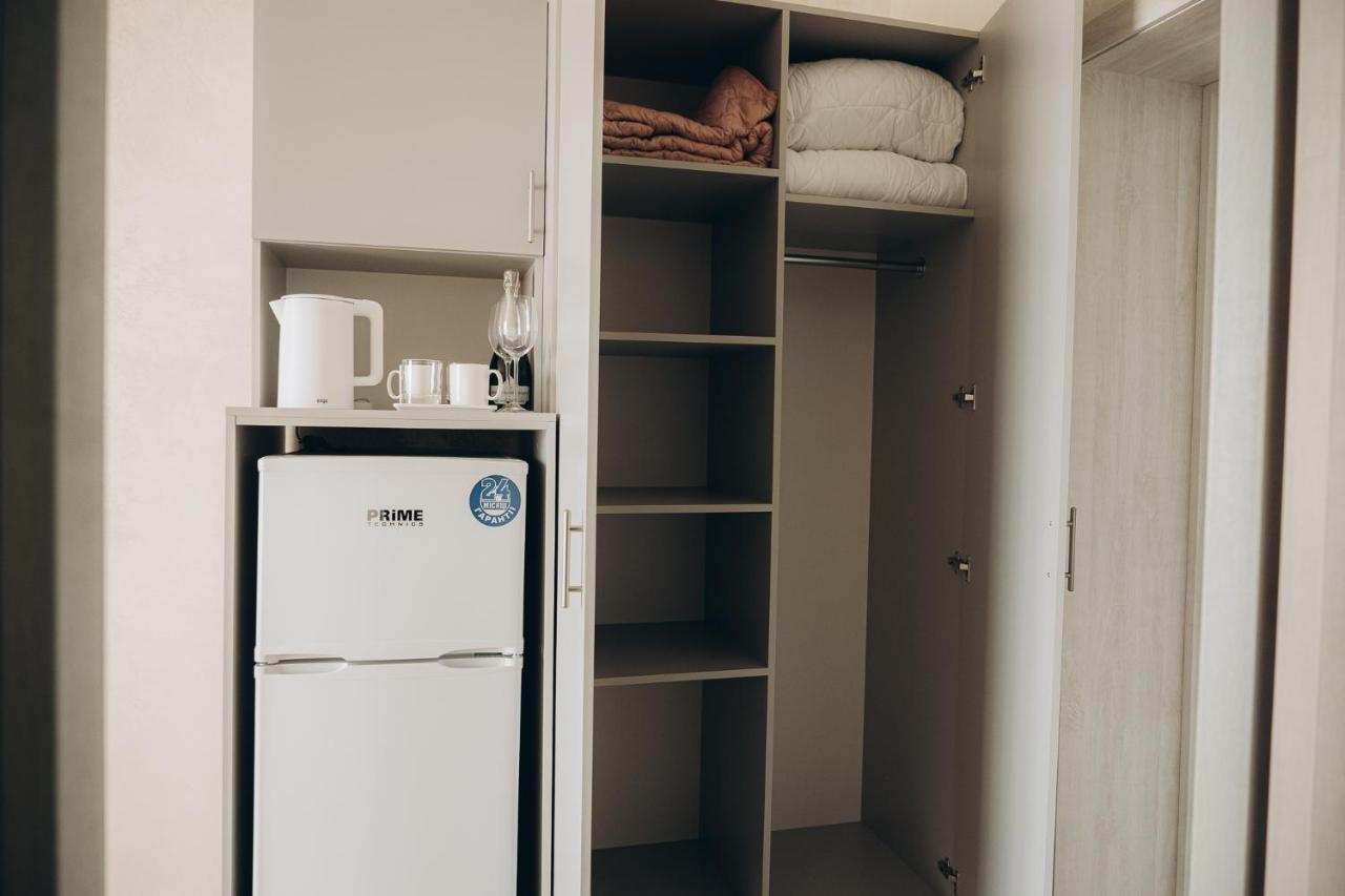 Три Слона Hotel Zatoka Buitenkant foto